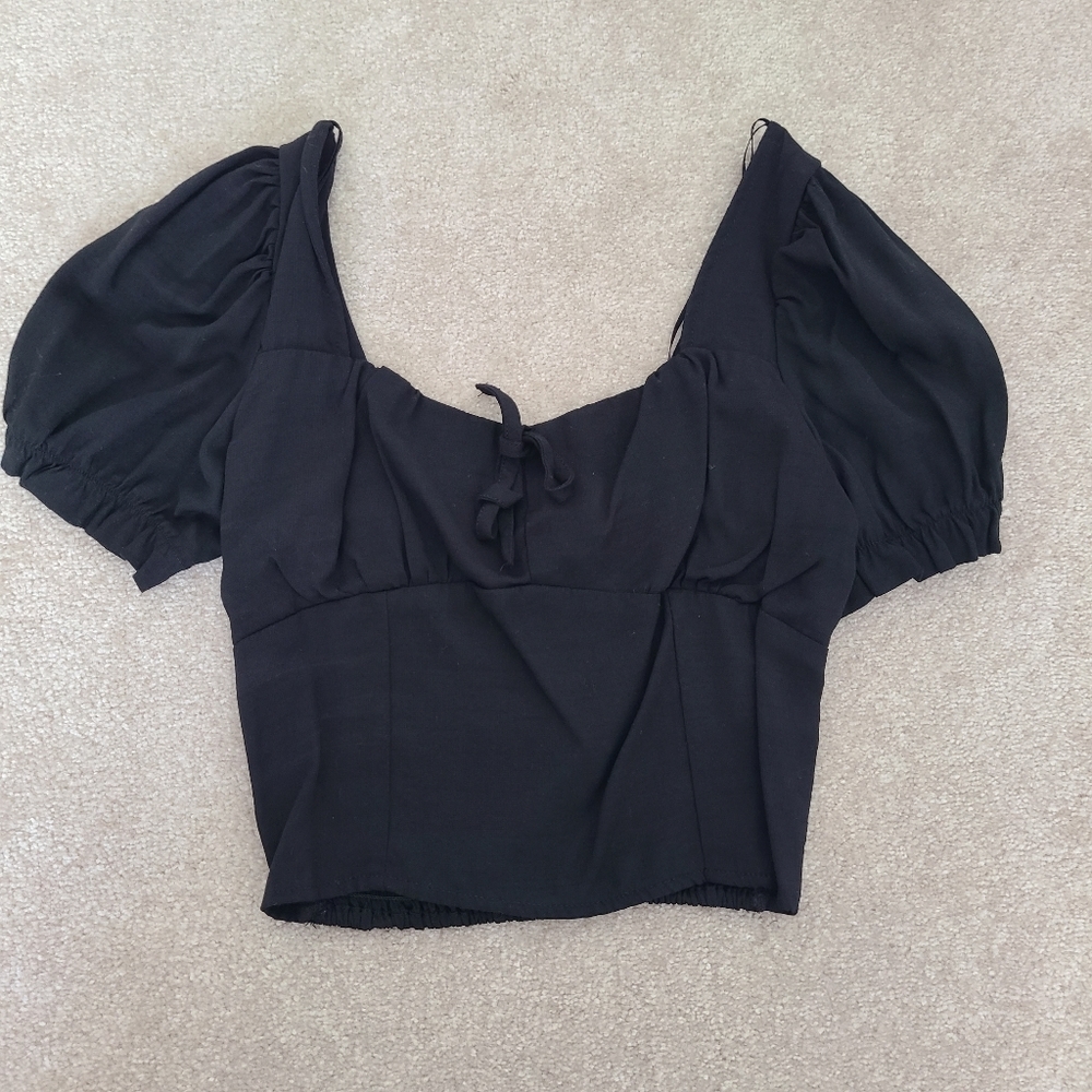 Love Tree Black Cropped Top Size Small